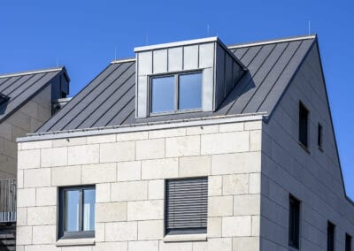 Dach Neueindeckung mit Stehpfalztechnik